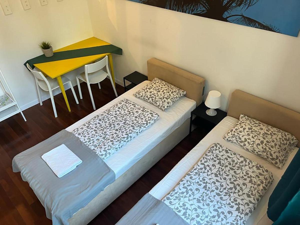 Labo Apartment Chmielna Βαρσοβία Εξωτερικό φωτογραφία