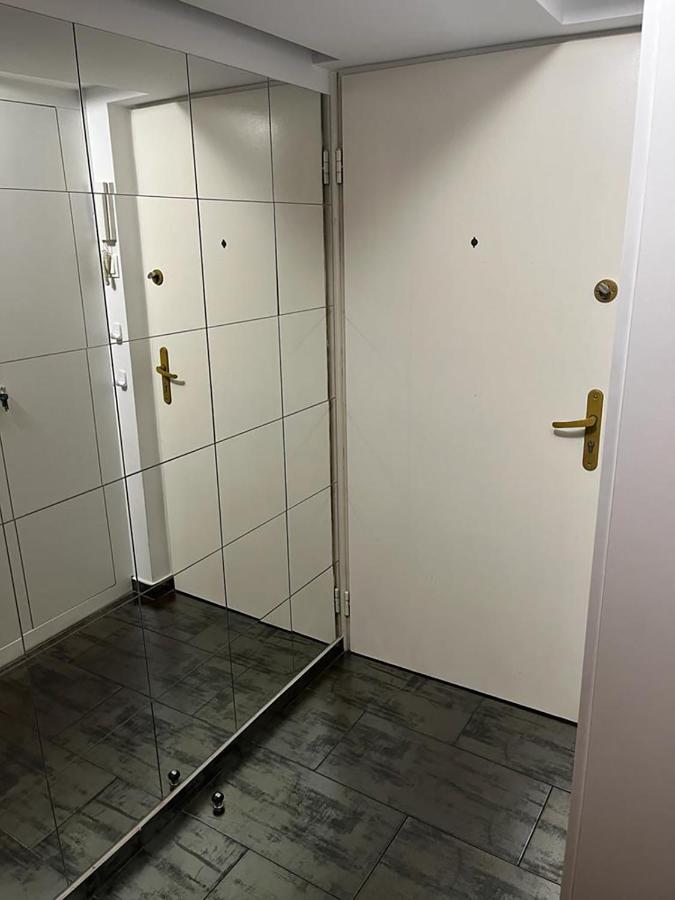 Labo Apartment Chmielna Βαρσοβία Εξωτερικό φωτογραφία